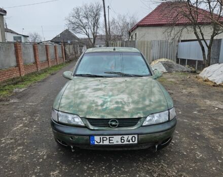 Сірий Опель Вектра, об'ємом двигуна 1.8 л та пробігом 221 тис. км за 999 $, фото 1 на Automoto.ua