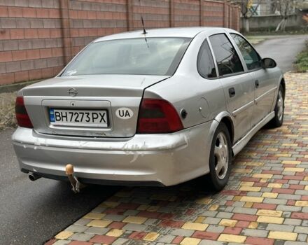 Серый Опель Вектра, объемом двигателя 2 л и пробегом 290 тыс. км за 1750 $, фото 5 на Automoto.ua