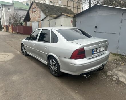 Серый Опель Вектра, объемом двигателя 1.8 л и пробегом 319 тыс. км за 2700 $, фото 1 на Automoto.ua