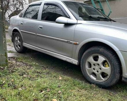 Серый Опель Вектра, объемом двигателя 1.8 л и пробегом 290 тыс. км за 2999 $, фото 1 на Automoto.ua