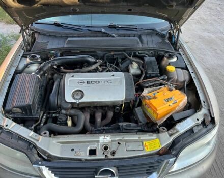 Сірий Опель Вектра, об'ємом двигуна 6 л та пробігом 250 тис. км за 850 $, фото 6 на Automoto.ua