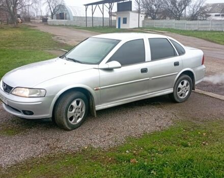 Серый Опель Вектра, объемом двигателя 2 л и пробегом 320 тыс. км за 1950 $, фото 2 на Automoto.ua