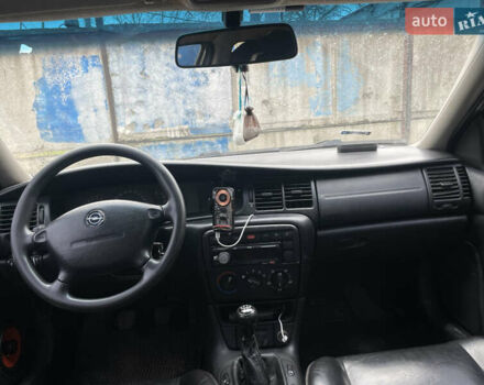 Сірий Опель Вектра, об'ємом двигуна 1.62 л та пробігом 398 тис. км за 2200 $, фото 6 на Automoto.ua