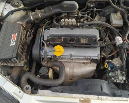 Серый Опель Вектра, объемом двигателя 1.8 л и пробегом 375 тыс. км за 3200 $, фото 6 на Automoto.ua