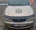 Серый Опель Вектра, объемом двигателя 2 л и пробегом 446 тыс. км за 1500 $, фото 1 на Automoto.ua