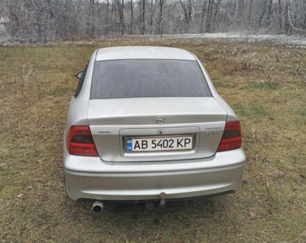 Сірий Опель Вектра, об'ємом двигуна 2 л та пробігом 334 тис. км за 2900 $, фото 3 на Automoto.ua