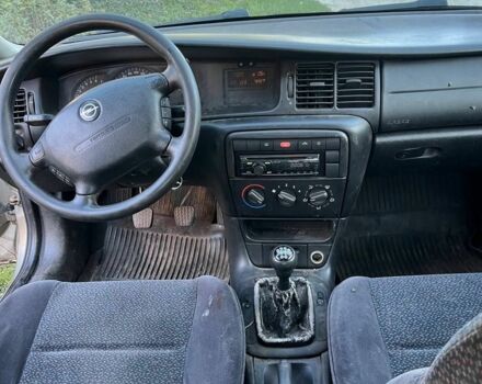 Сірий Опель Вектра, об'ємом двигуна 6 л та пробігом 250 тис. км за 850 $, фото 5 на Automoto.ua
