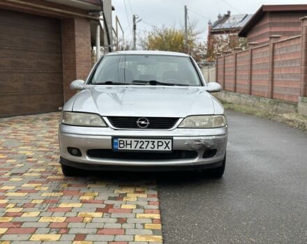 Серый Опель Вектра, объемом двигателя 2 л и пробегом 290 тыс. км за 1750 $, фото 1 на Automoto.ua