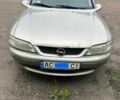 Сірий Опель Вектра, об'ємом двигуна 1.6 л та пробігом 240 тис. км за 2200 $, фото 1 на Automoto.ua