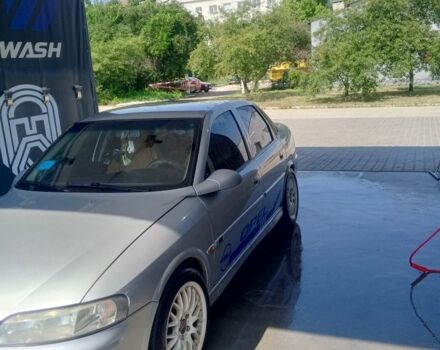 Серый Опель Вектра, объемом двигателя 1.8 л и пробегом 270 тыс. км за 2750 $, фото 1 на Automoto.ua