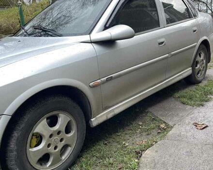 Серый Опель Вектра, объемом двигателя 1.8 л и пробегом 290 тыс. км за 2999 $, фото 2 на Automoto.ua