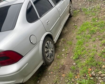 Серый Опель Вектра, объемом двигателя 2 л и пробегом 200 тыс. км за 1700 $, фото 2 на Automoto.ua