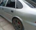 Сірий Опель Вектра, об'ємом двигуна 1.8 л та пробігом 360 тис. км за 2500 $, фото 4 на Automoto.ua
