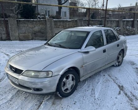 Серый Опель Вектра, объемом двигателя 2 л и пробегом 220 тыс. км за 2499 $, фото 3 на Automoto.ua