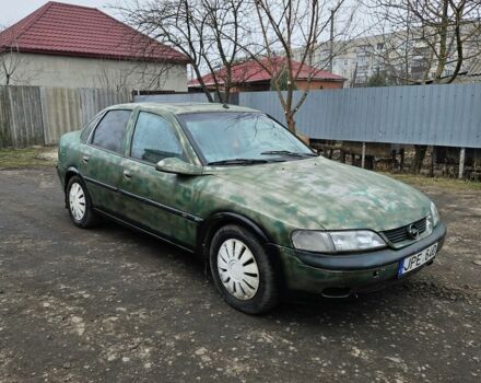 Сірий Опель Вектра, об'ємом двигуна 1.8 л та пробігом 221 тис. км за 999 $, фото 2 на Automoto.ua