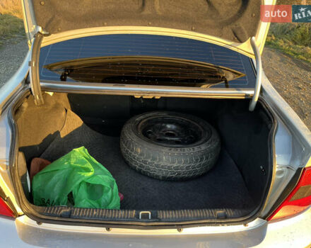 Сірий Опель Вектра, об'ємом двигуна 1.8 л та пробігом 357 тис. км за 2300 $, фото 4 на Automoto.ua