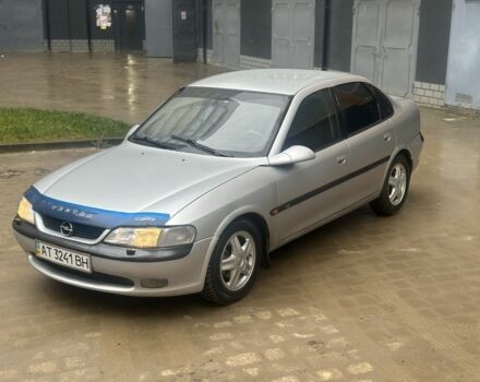 Серый Опель Вектра, объемом двигателя 1.8 л и пробегом 242 тыс. км за 1999 $, фото 3 на Automoto.ua