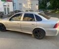 Сірий Опель Вектра, об'ємом двигуна 1.6 л та пробігом 409 тис. км за 2700 $, фото 1 на Automoto.ua