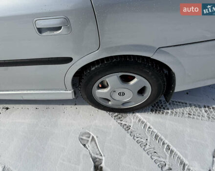 Серый Опель Вектра, объемом двигателя 1.79 л и пробегом 384 тыс. км за 2650 $, фото 12 на Automoto.ua