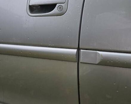 Сірий Опель Вектра, об'ємом двигуна 1.8 л та пробігом 271 тис. км за 2000 $, фото 4 на Automoto.ua