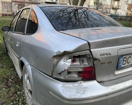 Сірий Опель Вектра, об'ємом двигуна 1.6 л та пробігом 300 тис. км за 1400 $, фото 2 на Automoto.ua