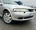 Сірий Опель Вектра, об'ємом двигуна 1.8 л та пробігом 390 тис. км за 3300 $, фото 9 на Automoto.ua