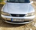 Серый Опель Вектра, объемом двигателя 2 л и пробегом 311 тыс. км за 2500 $, фото 1 на Automoto.ua