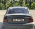 Серый Опель Вектра, объемом двигателя 2.2 л и пробегом 300 тыс. км за 954 $, фото 4 на Automoto.ua