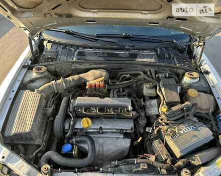 Сірий Опель Вектра, об'ємом двигуна 1.8 л та пробігом 300 тис. км за 3750 $, фото 6 на Automoto.ua