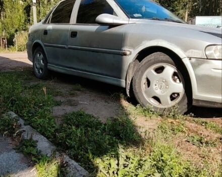 Сірий Опель Вектра, об'ємом двигуна 1.6 л та пробігом 417 тис. км за 900 $, фото 2 на Automoto.ua