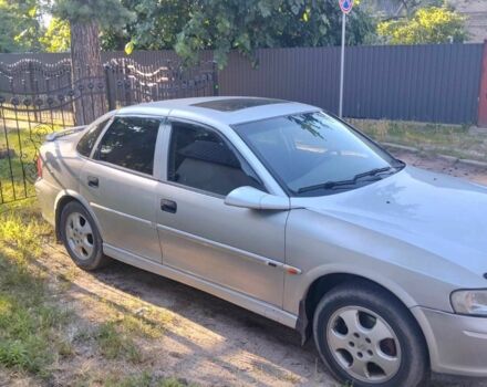 Сірий Опель Вектра, об'ємом двигуна 2 л та пробігом 280 тис. км за 2500 $, фото 2 на Automoto.ua