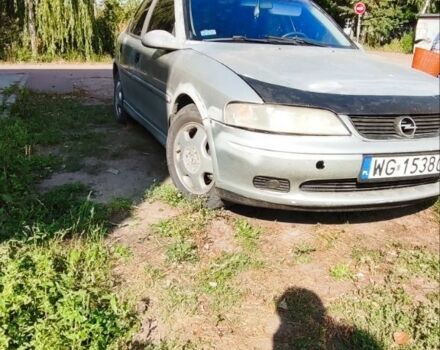 Сірий Опель Вектра, об'ємом двигуна 1.6 л та пробігом 417 тис. км за 900 $, фото 3 на Automoto.ua