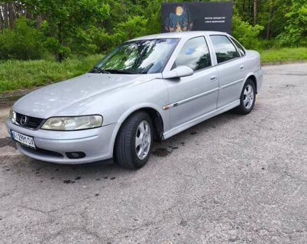 Серый Опель Вектра, объемом двигателя 2 л и пробегом 370 тыс. км за 1000 $, фото 5 на Automoto.ua