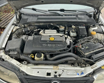 Серый Опель Вектра, объемом двигателя 2 л и пробегом 392 тыс. км за 2750 $, фото 6 на Automoto.ua