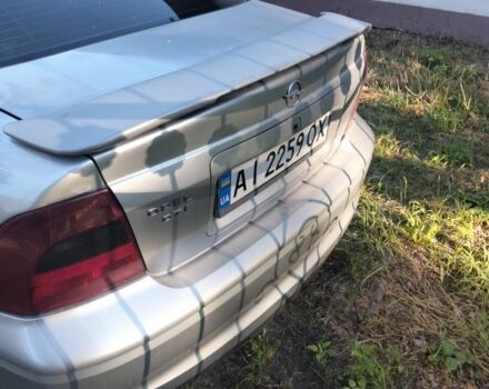 Серый Опель Вектра, объемом двигателя 2 л и пробегом 285 тыс. км за 2300 $, фото 2 на Automoto.ua