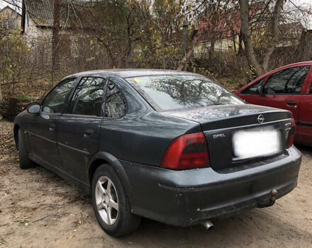 Серый Опель Вектра, объемом двигателя 2 л и пробегом 380 тыс. км за 2000 $, фото 7 на Automoto.ua