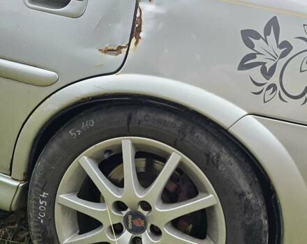 Сірий Опель Вектра, об'ємом двигуна 1.8 л та пробігом 271 тис. км за 2000 $, фото 3 на Automoto.ua