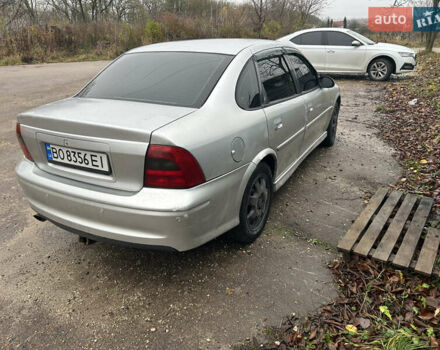 Серый Опель Вектра, объемом двигателя 2 л и пробегом 392 тыс. км за 2750 $, фото 5 на Automoto.ua