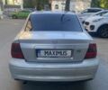 Сірий Опель Вектра, об'ємом двигуна 1.6 л та пробігом 409 тис. км за 2700 $, фото 2 на Automoto.ua
