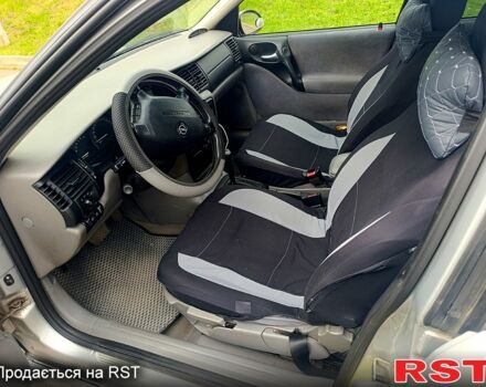 Сірий Опель Вектра, об'ємом двигуна 2 л та пробігом 151 тис. км за 3300 $, фото 6 на Automoto.ua