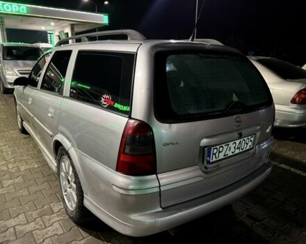 Серый Опель Вектра, объемом двигателя 2 л и пробегом 250 тыс. км за 1200 $, фото 3 на Automoto.ua