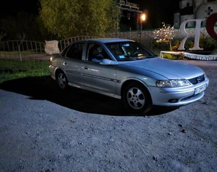 Серый Опель Вектра, объемом двигателя 2 л и пробегом 370 тыс. км за 1000 $, фото 3 на Automoto.ua