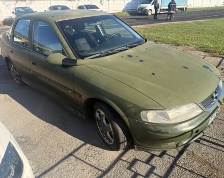 Сірий Опель Вектра, об'ємом двигуна 1.6 л та пробігом 250 тис. км за 1503 $, фото 5 на Automoto.ua