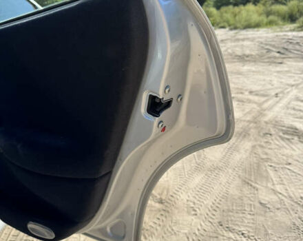 Серый Опель Вектра, объемом двигателя 1.6 л и пробегом 213 тыс. км за 4300 $, фото 26 на Automoto.ua