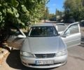 Сірий Опель Вектра, об'ємом двигуна 1.6 л та пробігом 354 тис. км за 3250 $, фото 9 на Automoto.ua