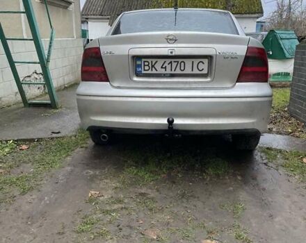 Серый Опель Вектра, объемом двигателя 1.8 л и пробегом 290 тыс. км за 2700 $, фото 1 на Automoto.ua