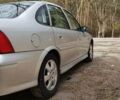 Сірий Опель Вектра, об'ємом двигуна 1.6 л та пробігом 240 тис. км за 5000 $, фото 4 на Automoto.ua