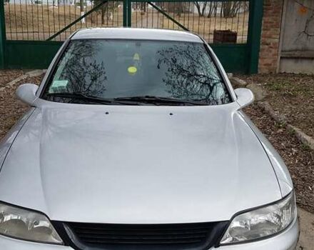 Сірий Опель Вектра, об'ємом двигуна 1.6 л та пробігом 240 тис. км за 5000 $, фото 5 на Automoto.ua