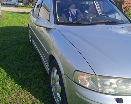 Серый Опель Вектра, объемом двигателя 2 л и пробегом 293 тыс. км за 2890 $, фото 5 на Automoto.ua