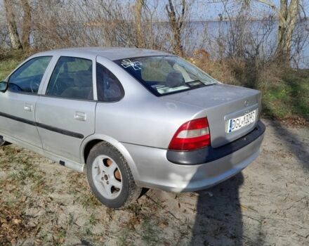 Сірий Опель Вектра, об'ємом двигуна 0 л та пробігом 330 тис. км за 1000 $, фото 1 на Automoto.ua